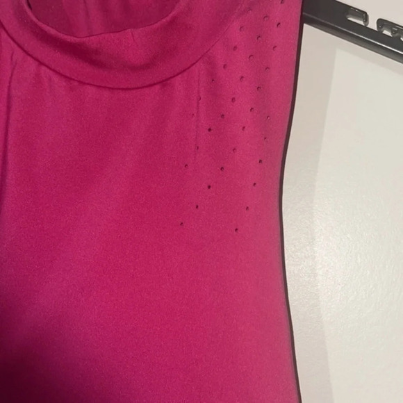 ALL in Motion Built In Bra Pink Tank Top - Picture 6 of 9